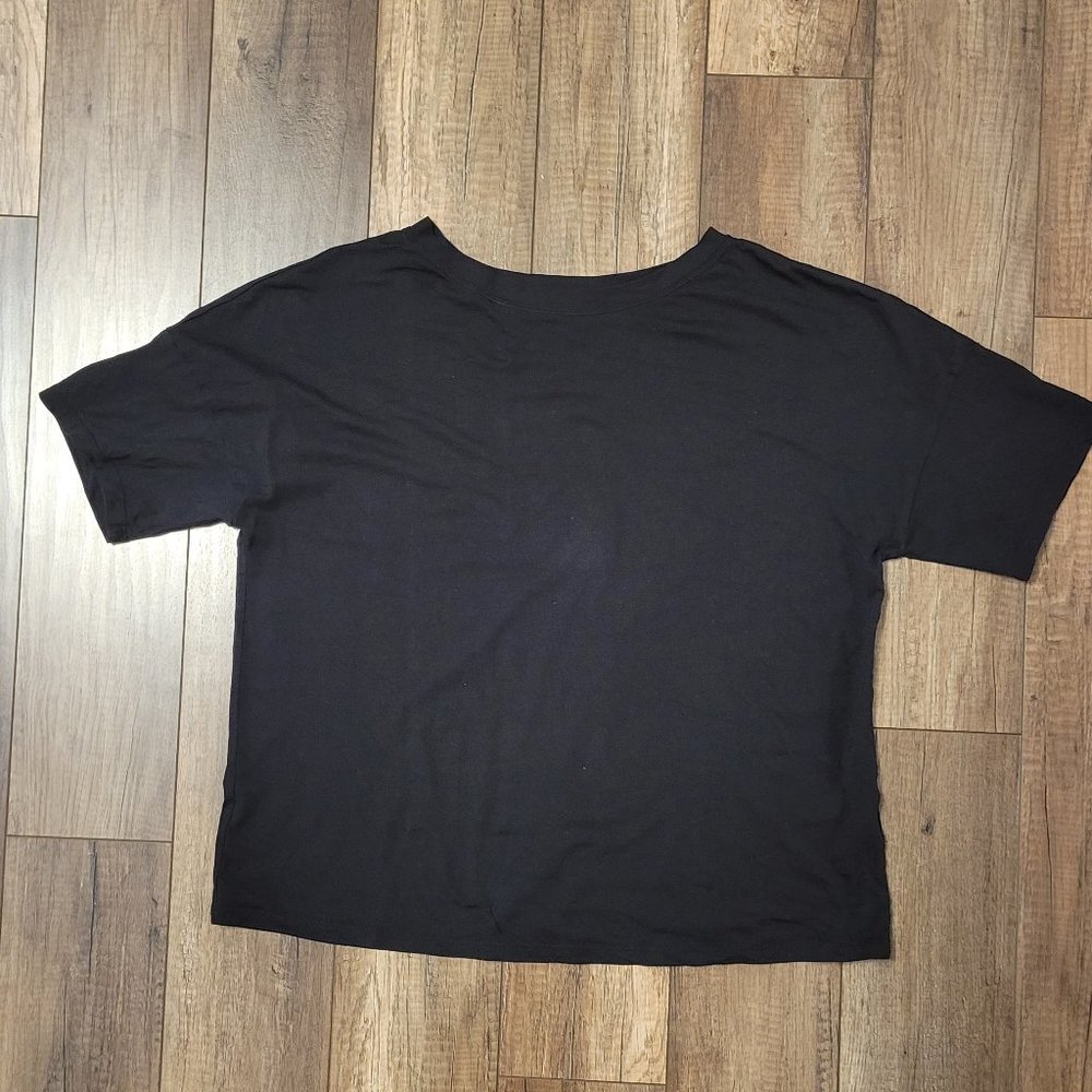 Black Crew Neck T-Shirt